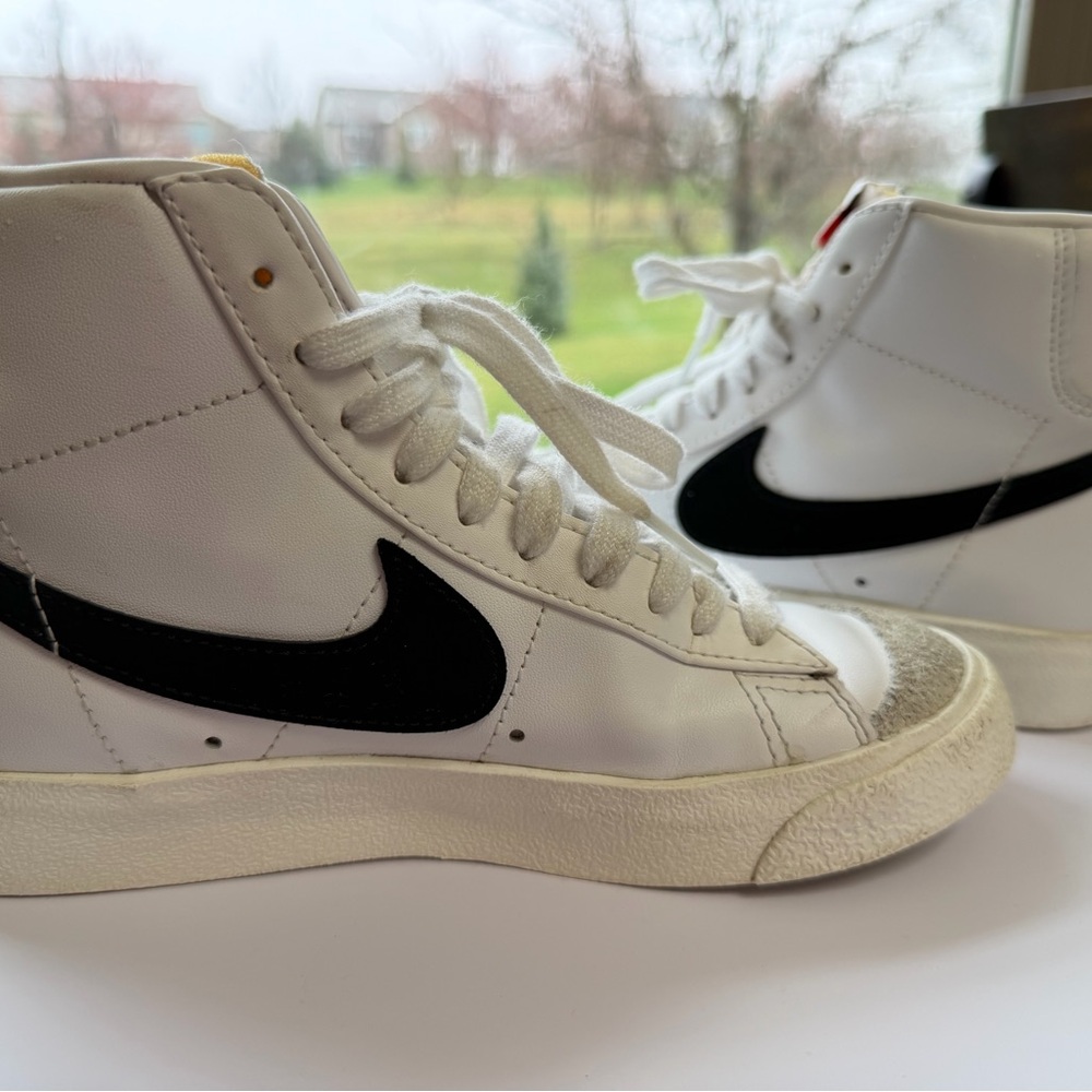 Nike Blazer Mid- Women’s High-Top Sneakers in White & Black